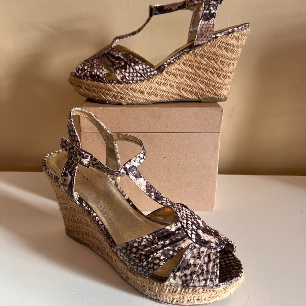 Attention Snakeskin Rattan Weave Textured  Wedges - 9M